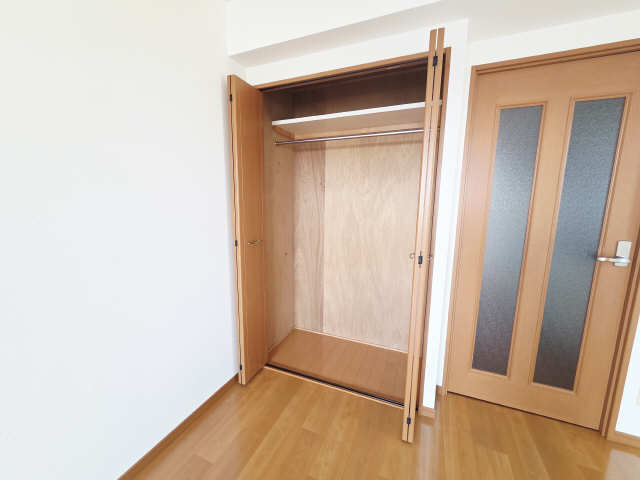 クレスト本山 収納