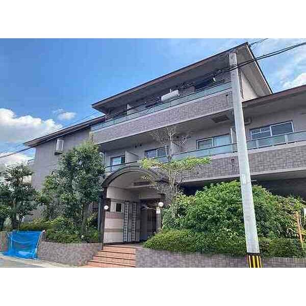 ベレーサ本山 建物外観
