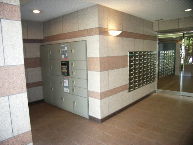 ベレーサ本山 ロビー