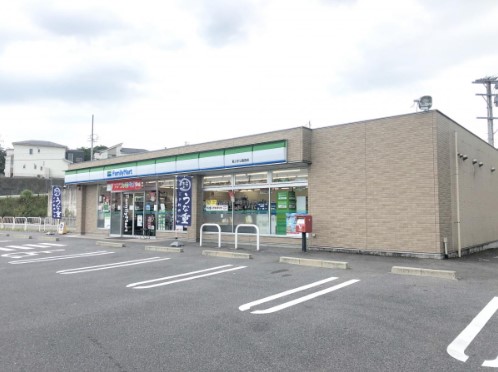 サンビレッジ 【コンビニエンスストア】ファミリーマート長久手公園西まで1247ｍ