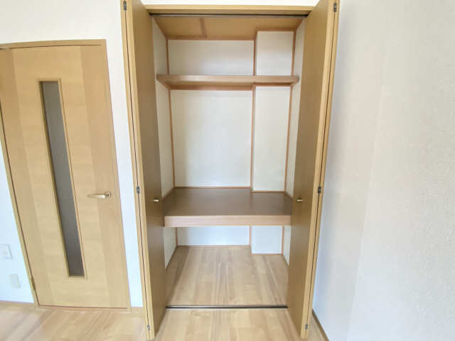 リフェール川名 収納