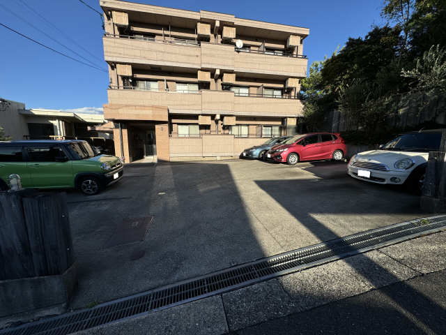 ｅ’　ｃａｓａ　ｍｉａ 駐車場