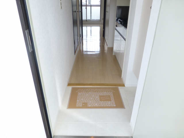 ハイクレスト本山 玄関