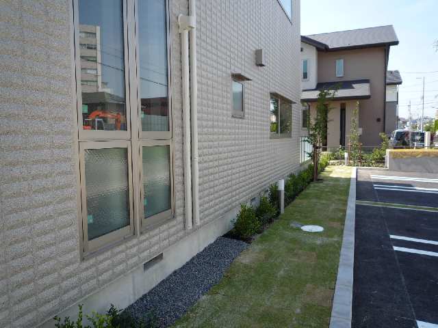 ベルクオーレ 駐車場