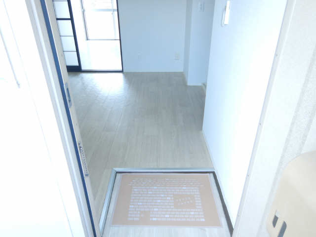 高塚ハイツＢ 玄関