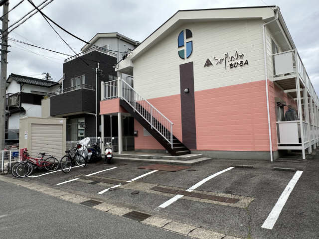  SURPLUS ONEちひろＡ棟 駐車場