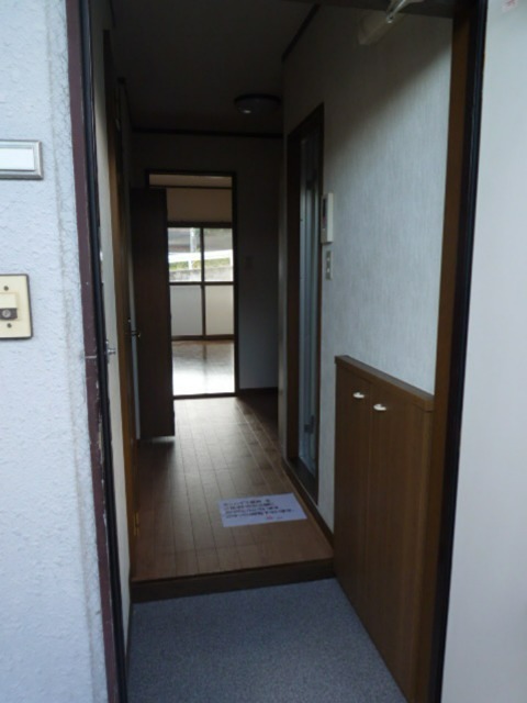 サンハイツ栗真 玄関