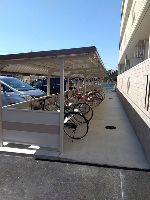 ZERO-4 駐車場