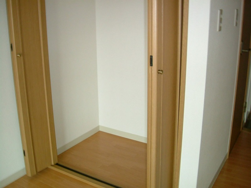 ファーストステージ町屋 収納