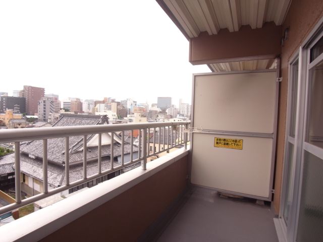 ＭＴなごの１００１ 6階で眺望良好なベランダ