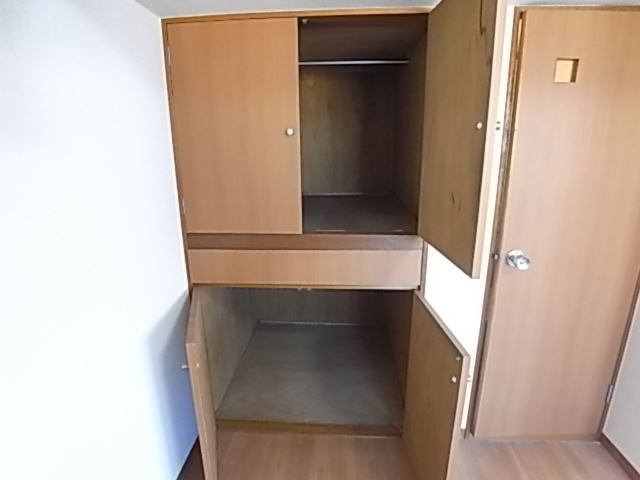 ハシモトビル 収納