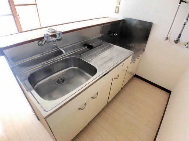 コージ弥生が岡 キッチン