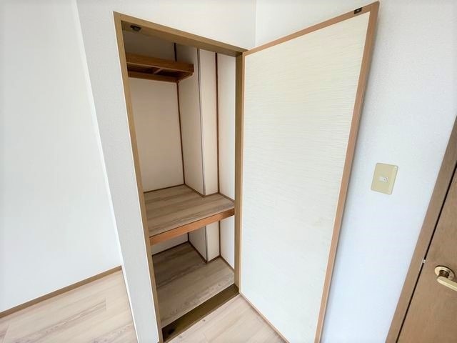 サンヒルズ黒笹いずみ 収納