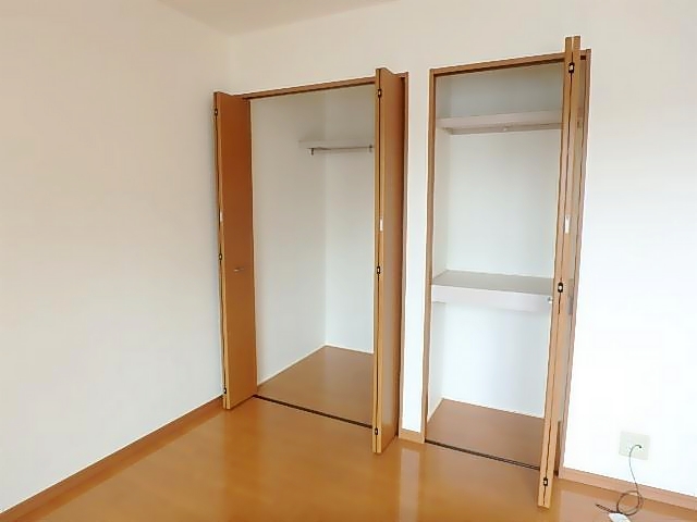 アジュール・カワナ 収納