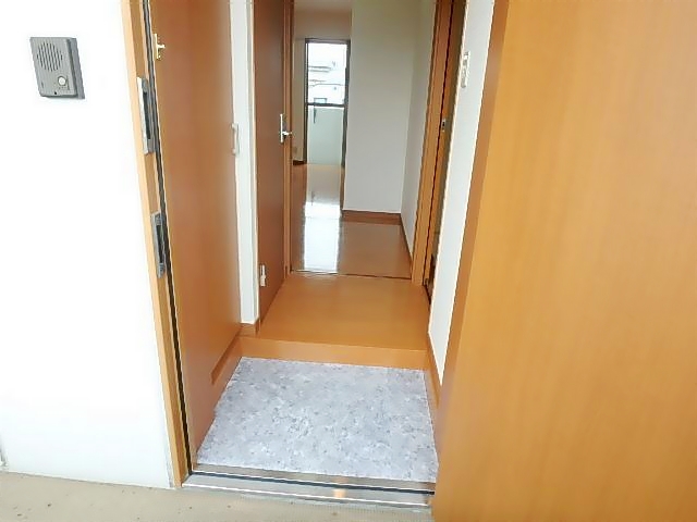 アジュール・カワナ 玄関