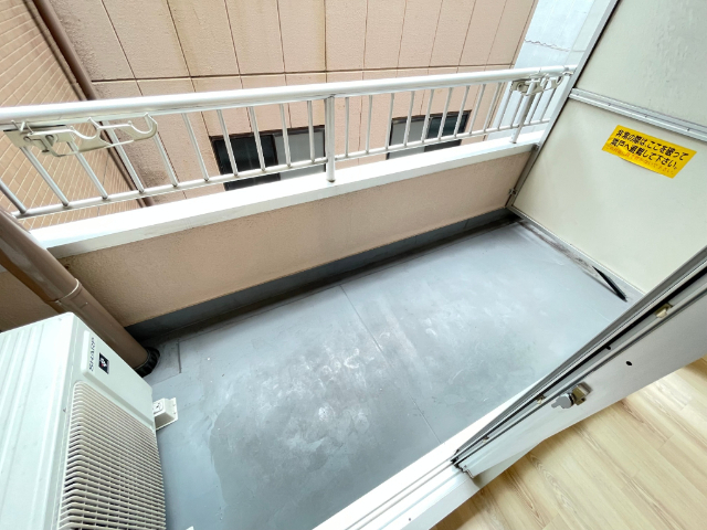 ＭＴなごの１００１ ベランダ