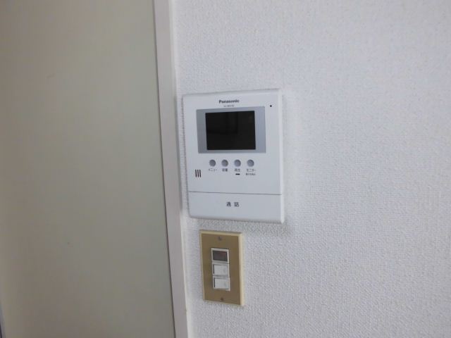 ベルメゾン白川 カメラ付きインターホン
