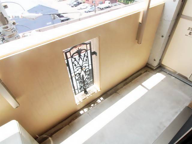 アールズコート本郷駅前 ベランダ