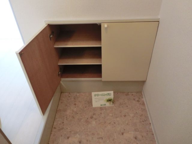 パレスコンドウ 玄関