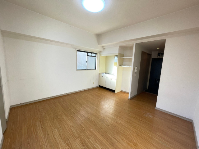 アーバンハイツ桜ヶ丘 南向きの明るいお部屋