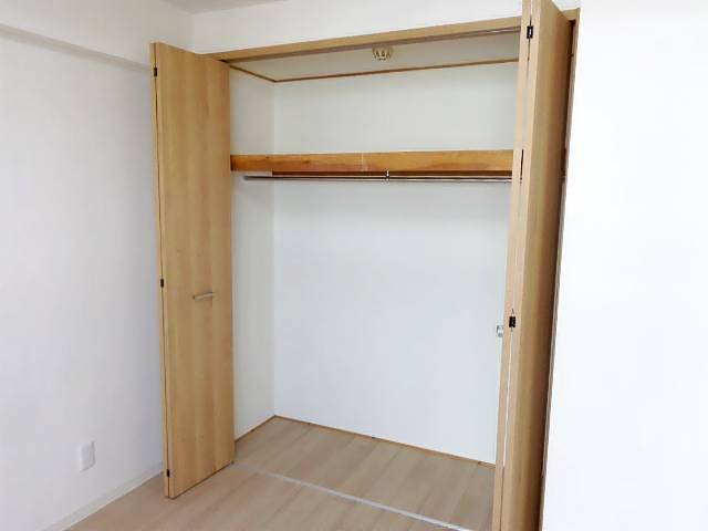 アーバングレーファースト 収納