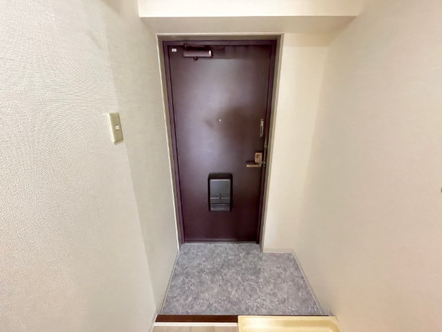 ロジュマン本山 玄関
