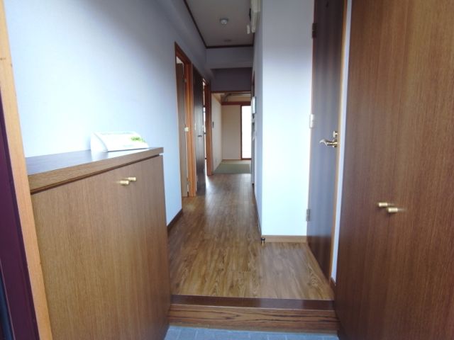 時田ハウス 玄関