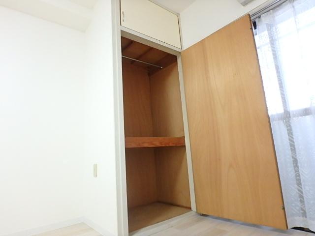 メゾン西畑 収納