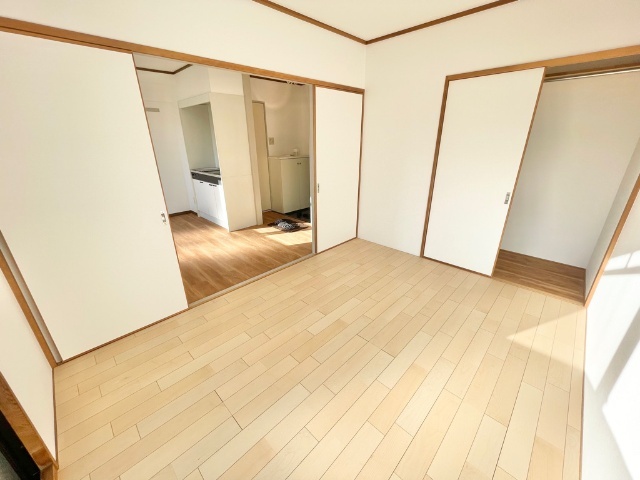 明和マンション 収納