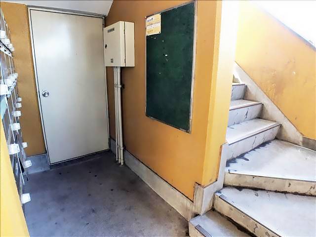 秀美寮 エントランス