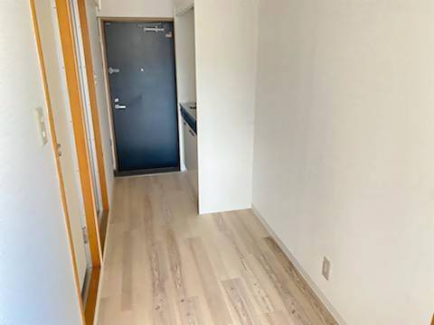 幸川マンション北館 玄関