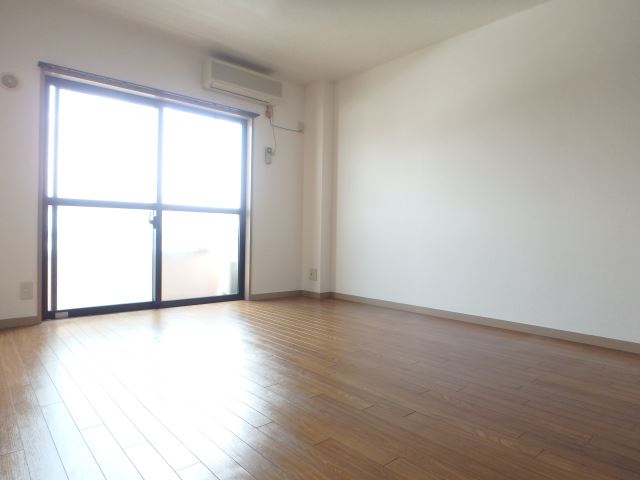 サンライズ 南向き日当たり良好