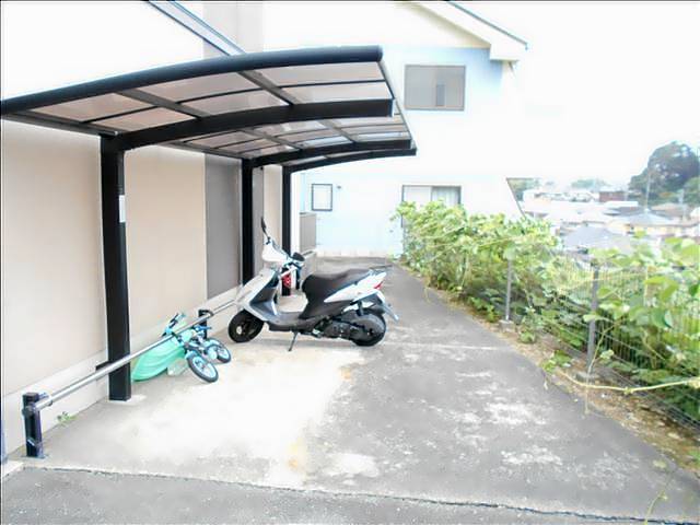 セフィラ権現谷Ｂ 駐輪場