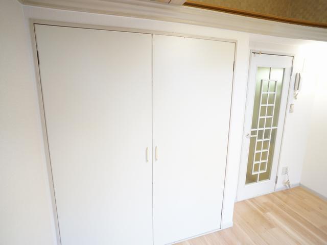 エポペ西日置 収納