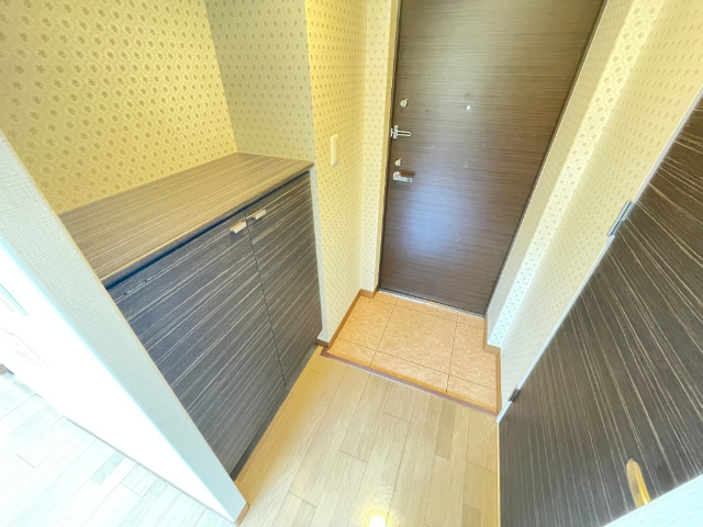 フォレスト那古野 明るく、広いお部屋です。