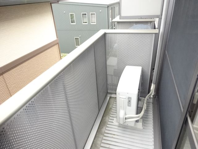 エバーグリーン黒笹 ベランダ