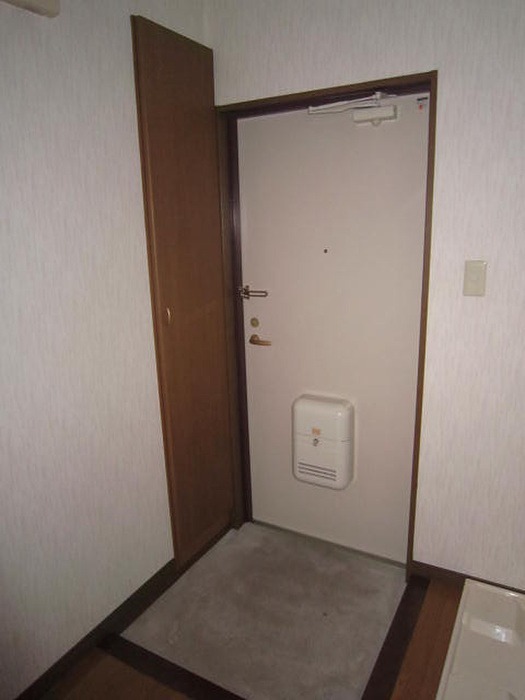 エスポワールオバタ 玄関