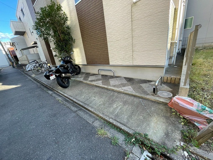 Haruki荘 駐車場