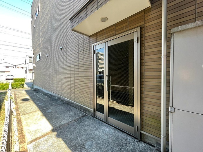 アイビス新守山 エントランス