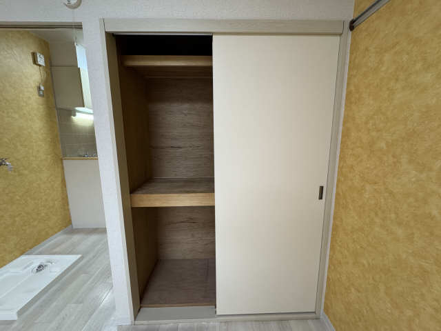 プチメゾン川原 収納