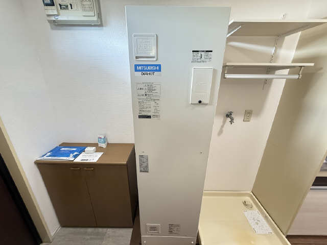 ジュネストーコー 電気温水器