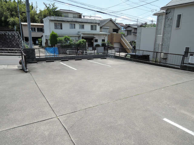 ＶＩＥＷ　ＣＯＵＲＴⅡ 駐車場