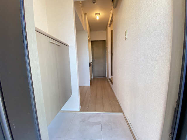 ＶＩＥＷ　ＣＯＵＲＴⅡ 玄関