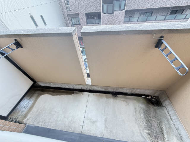 クリスタルコート川名 ベランダ