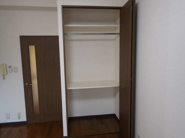 パークステイ鏡ヶ池 収納