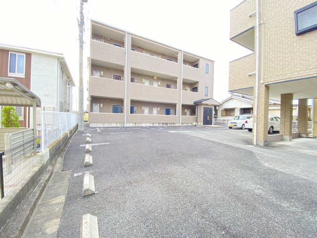 Ｄｕａユーアイ 駐車場