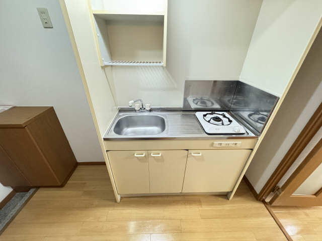スターブル・５１７ キッチン