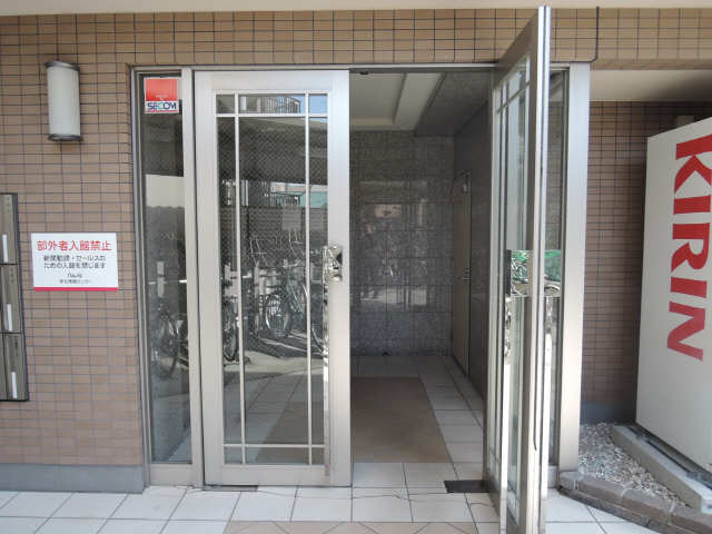 ヒルズ八幡山 エントランス