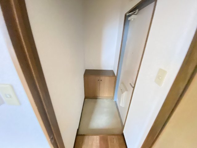 H.C.BLD 玄関