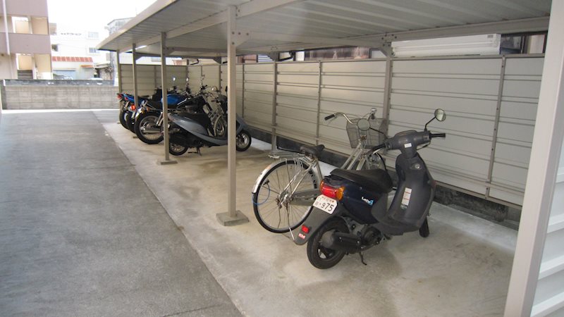棒屋第6住吉ハイツ 駐輪場